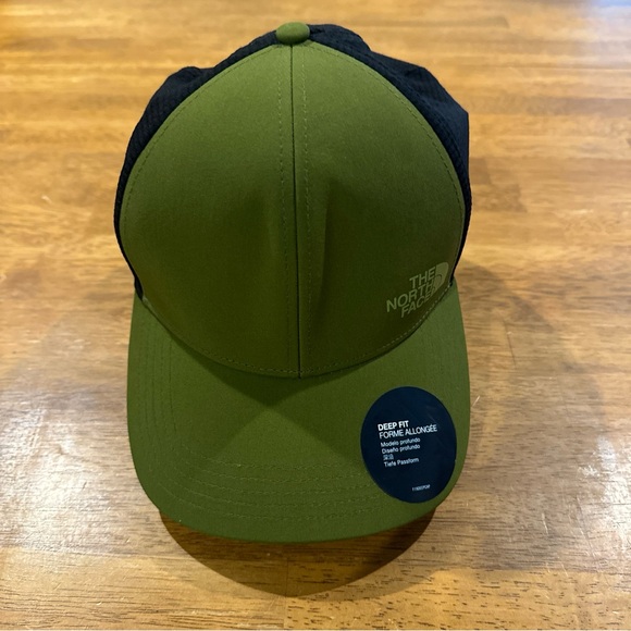 The North Face Trail Trucker Hat Mesh Forest Olive OSFA Deep Fit NEW With Tags - Picture 1 of 5